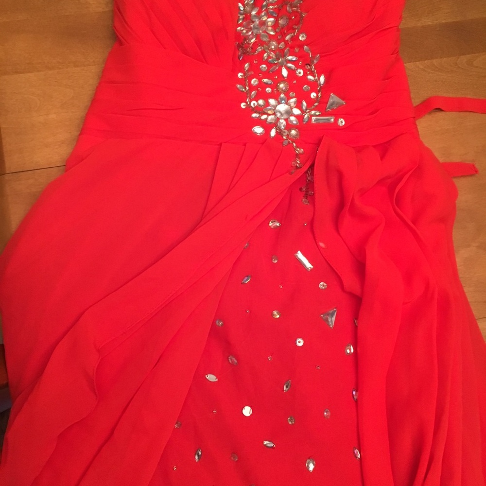 Robe - Picture 3 of 4